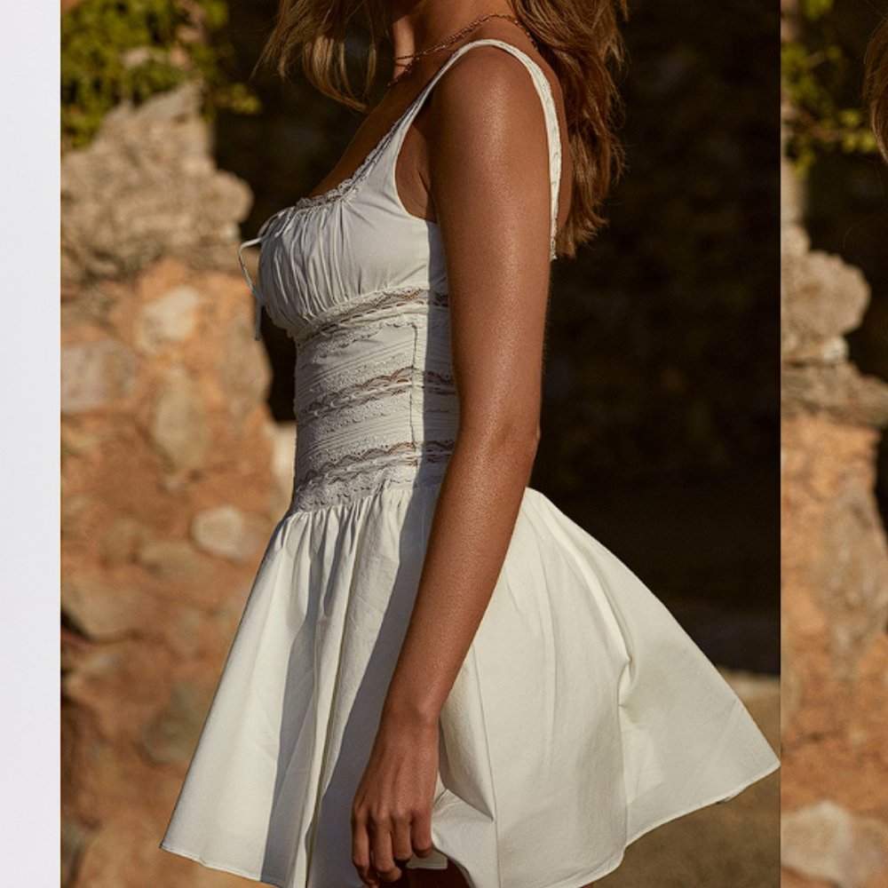 HOUSE OF CB 'Tiffani' White Lace Trim Mini Dress - Picture 7 of 12